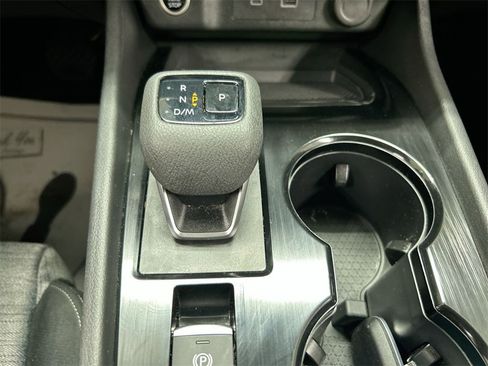 Used 2023 Nissan Rogue SV image 21