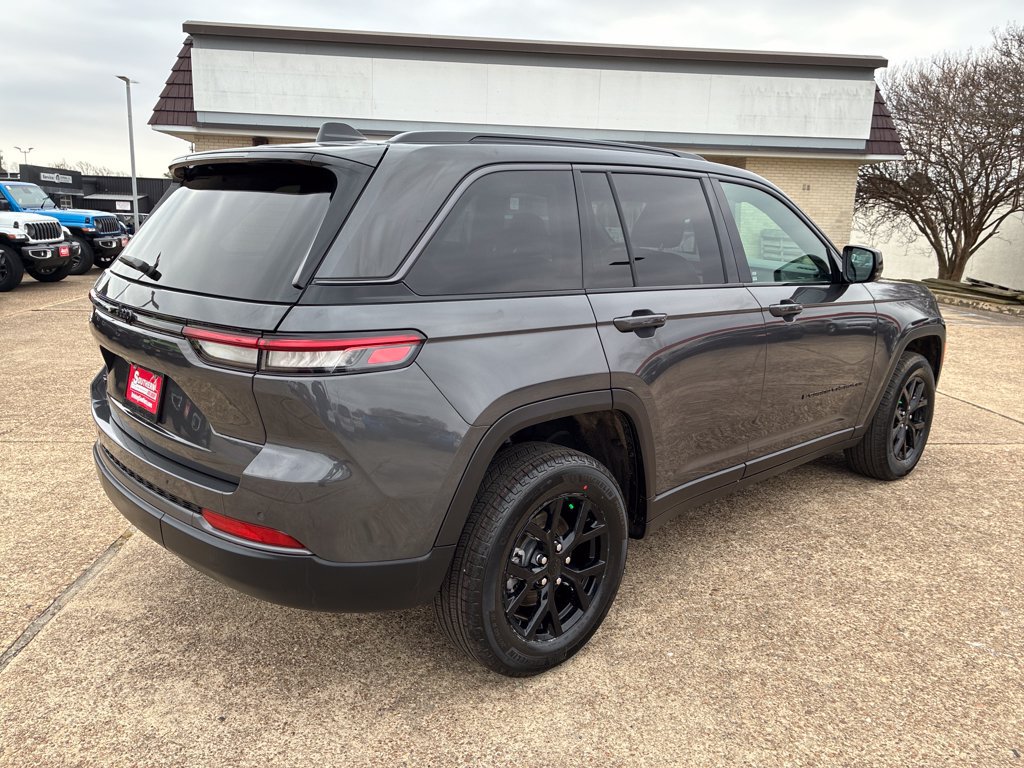 New 2026 Jeep Grand Cherokee Altitude AWD/4WD image 5