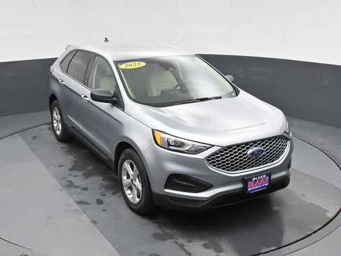Used 2023 Ford Edge SE image 21