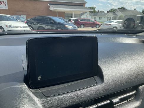 Used 2019 MAZDA CX-3 Sport FWD image 15