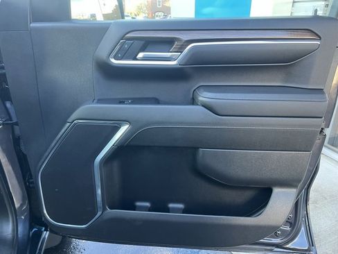 Used 2023 Chevrolet Silverado 1500 RST image 12