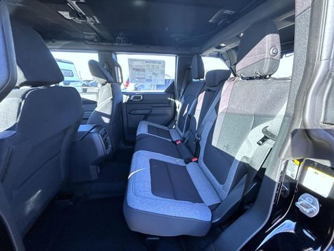 New 2025 Ford Bronco 4-Door image 11