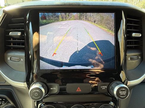 Used 2022 RAM 1500 Big Horn image 24