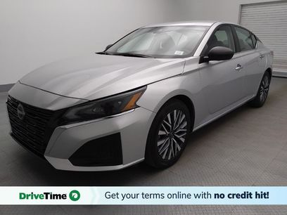 Used 2024 Nissan Altima 2.5 SV