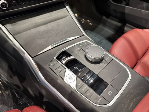 Used 2023 BMW 330i xDrive Sedan w/ M Sport Package image 18