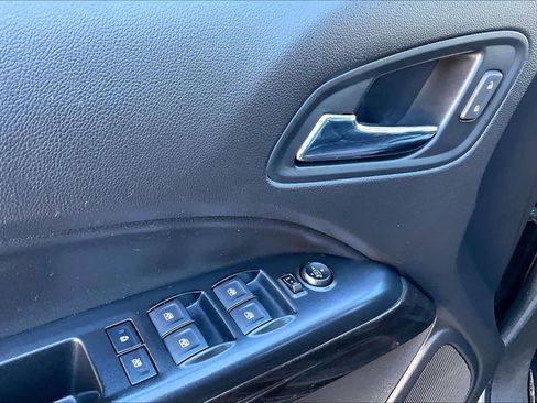 Used 2018 GMC Canyon SLT w/ Trailering Package image 30