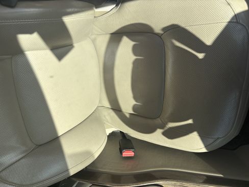 Used 2018 Land Rover Range Rover HSE image 10