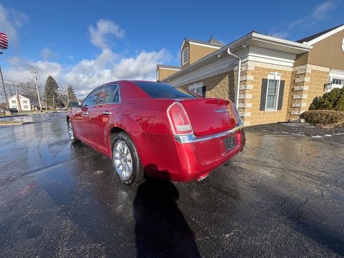 Used 2012 Chrysler 300 Limited image 4