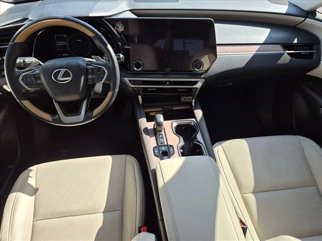 Used 2024 Lexus RX 350 Premium w/ Accessory Package (Z1) FWD image 18