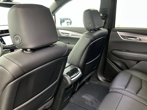 New 2025 Cadillac XT6 Luxury w/ LPO, Floor Liner Package image 20