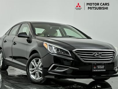 Used 2017 Hyundai Sonata SE w/ Cargo Package