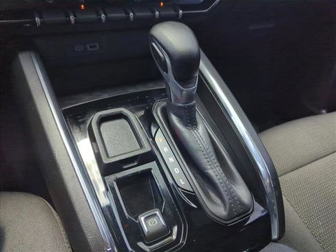 Used 2024 GMC Canyon Elevation w/ Convenience Package RWD image 10