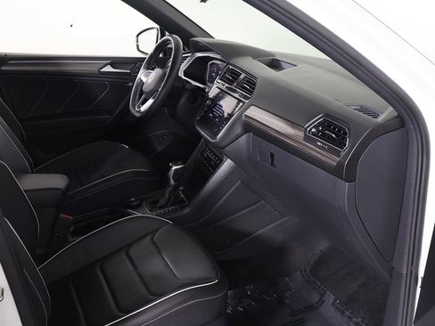 Used 2023 Volkswagen Tiguan SEL R-Line AWD/4WD image 26