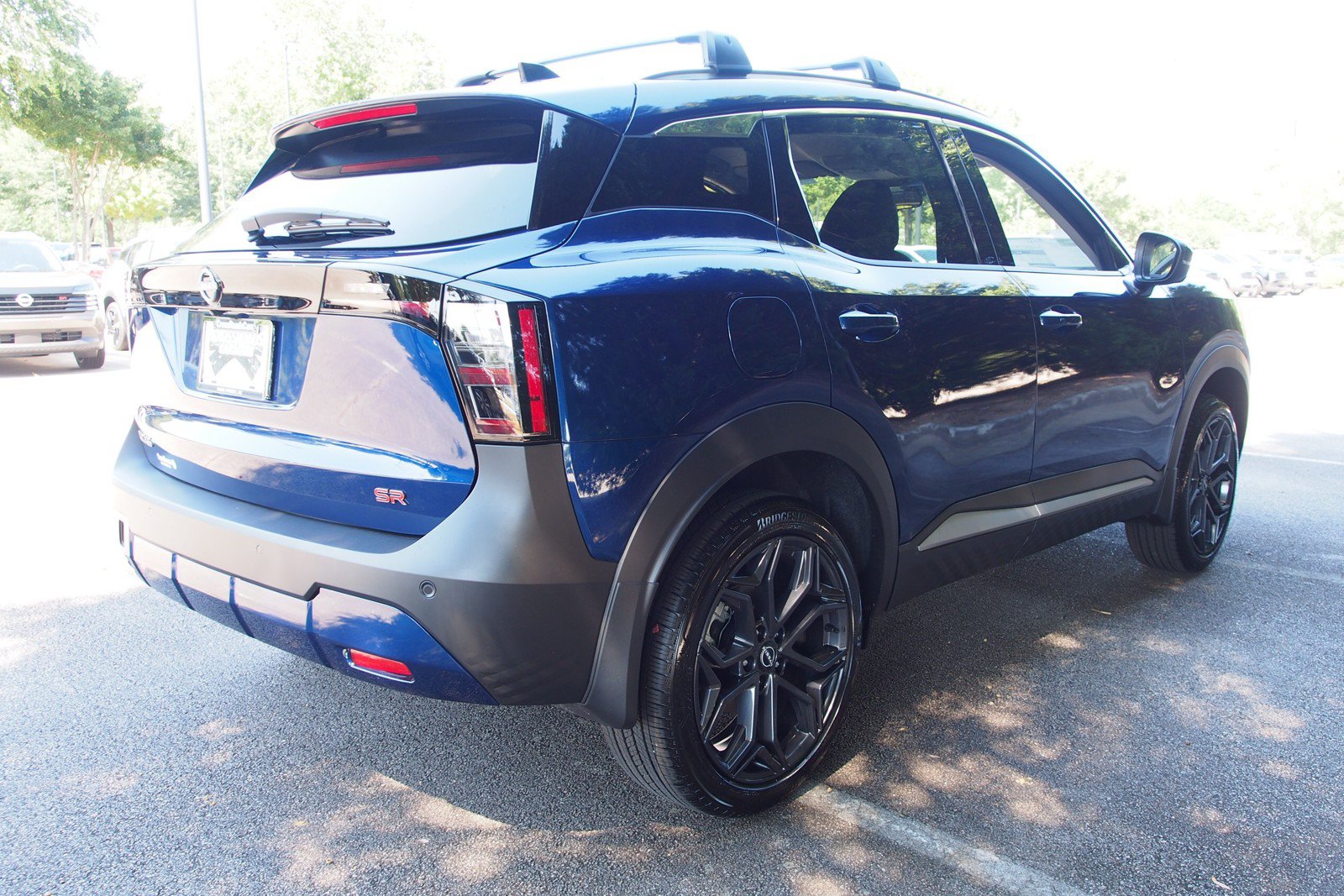 Used 2026 Nissan Kicks SR FWD image 7