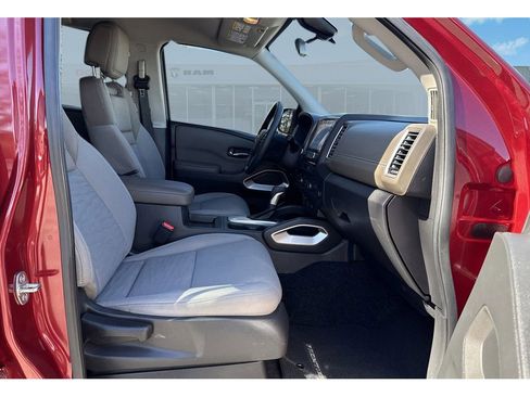 Used 2023 Nissan Frontier SV w/ Technology Package image 26