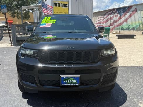 Used 2023 Jeep Grand Cherokee L Laredo RWD image 2