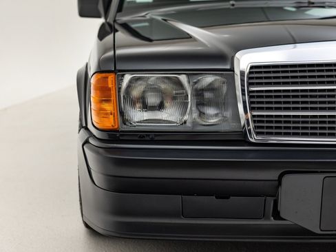 Used 1987 Mercedes-Benz 190 E 2.3-16 image 8