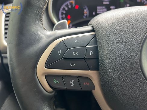 Used 2015 Jeep Grand Cherokee Overland RWD image 24