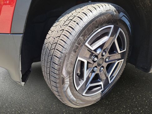 New 2026 Jeep Cherokee Laredo AWD/4WD image 28