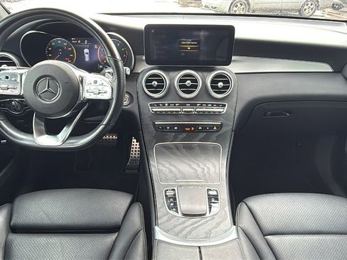 Used 2022 Mercedes-Benz GLC 300 w/ AMG Line image 17