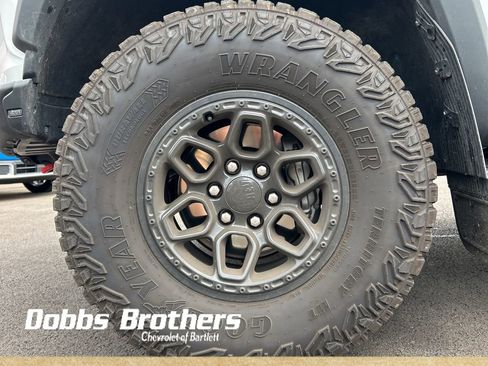 Used 2026 Chevrolet Colorado ZR2 w/ ZR2 Bison Edition AWD/4WD image 10