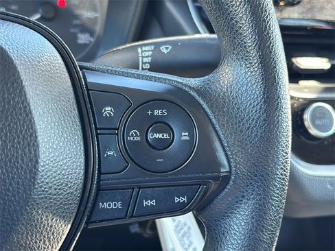 Used 2023 Toyota Corolla LE image 26