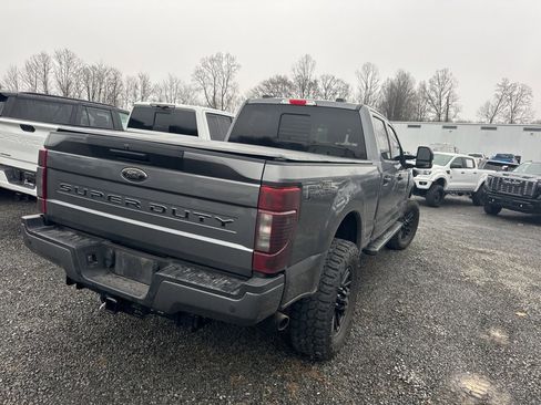 Used 2022 Ford F250 XLT w/ Black Appearance Package image 6