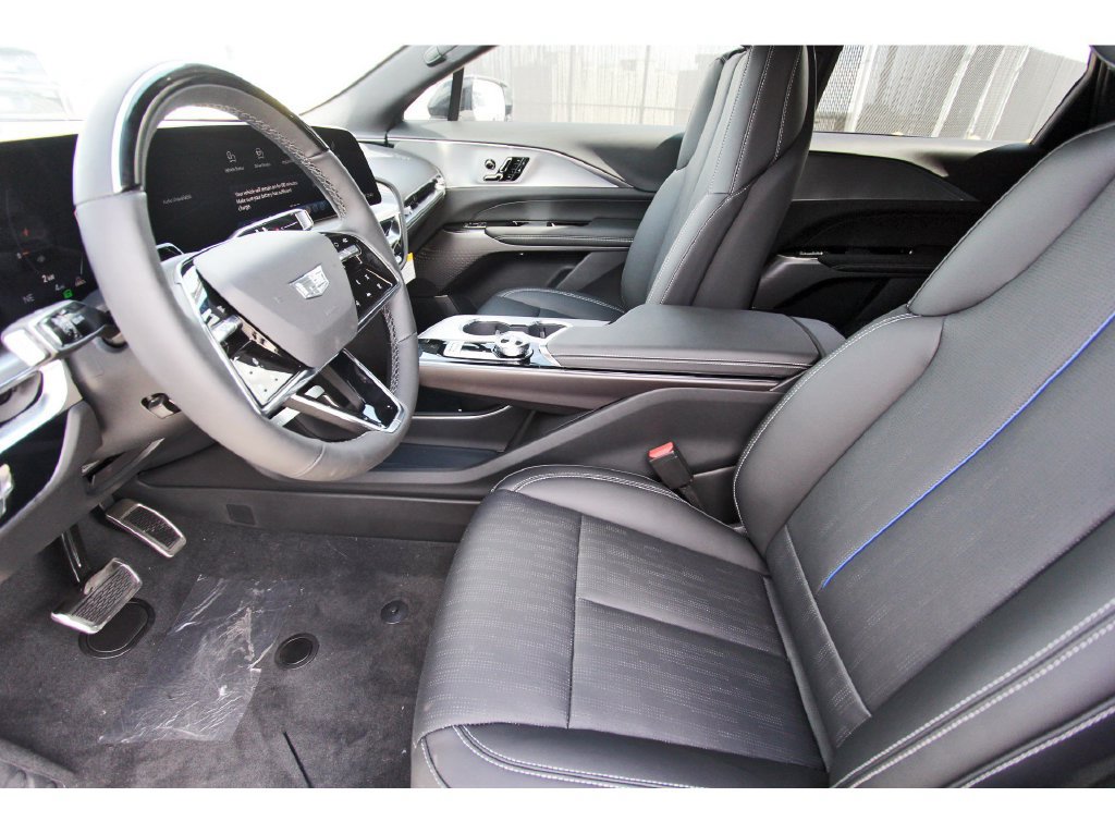 New 2027 Cadillac Lyriq Sport RWD image 6