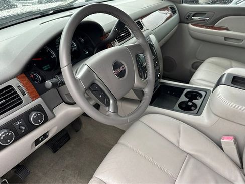 Used 2008 GMC Sierra 3500 SLT w/ Convenience Package image 10