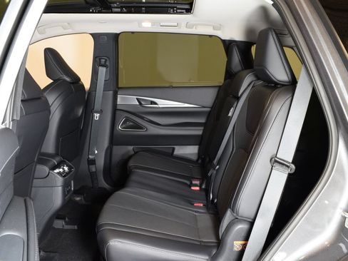 Certified 2026 INFINITI QX60 Luxe w/ Cargo Package AWD/4WD image 28