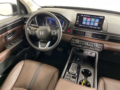 Certified 2023 Honda Pilot Elite image 5
