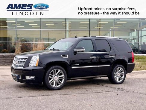 Used 2013 Cadillac Escalade Platinum image 1