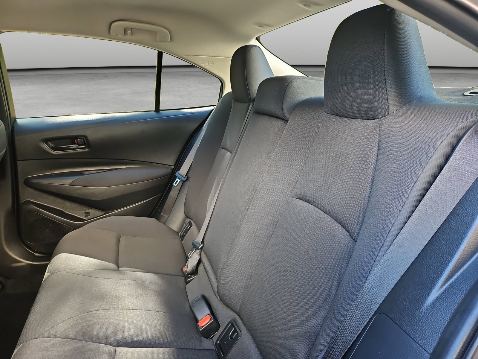 Used 2024 Toyota Corolla LE FWD image 42