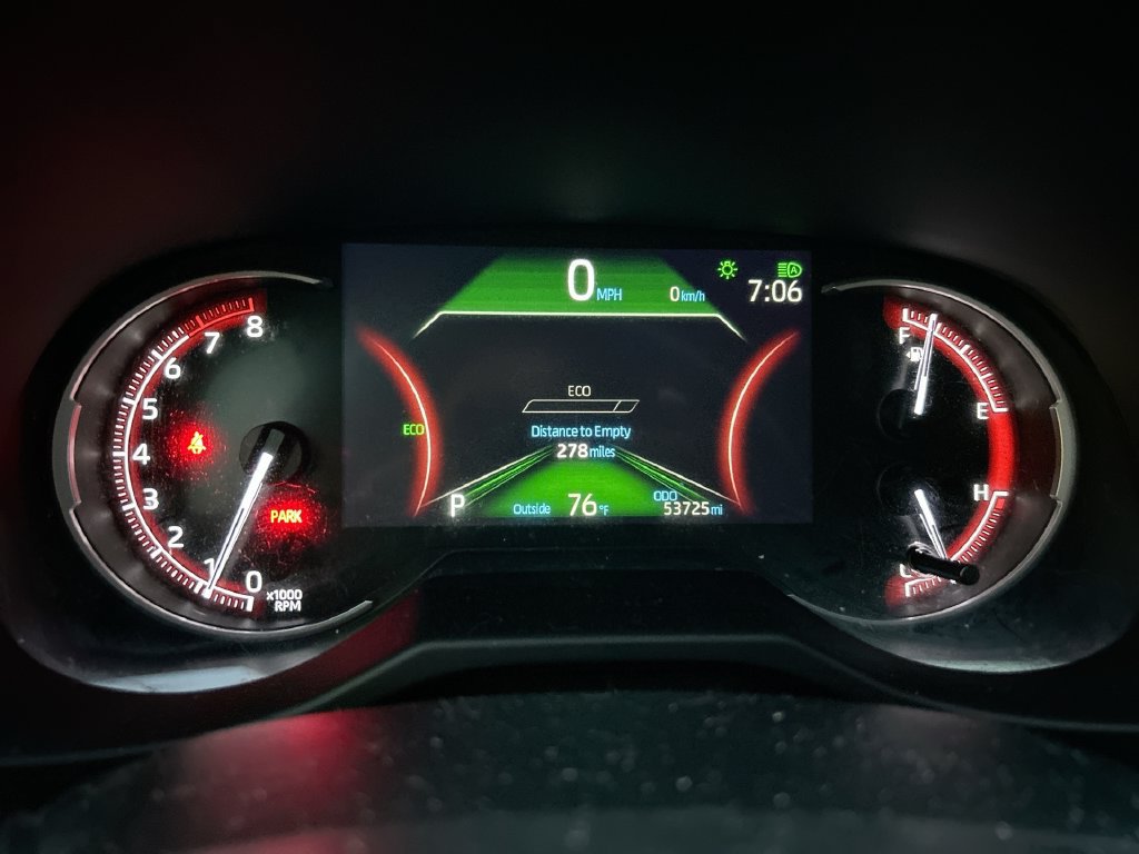 Used 2024 Toyota RAV4 LE FWD image 20