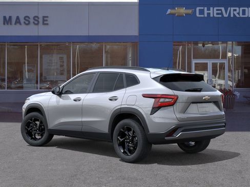 New 2026 Chevrolet Trax LT w/ Driver Confidence Package image 3