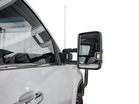 Used 2015 GMC Sierra 2500 Denali w/ Duramax Plus Package AWD/4WD image 41