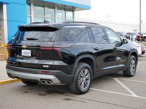 Certified 2025 Chevrolet Traverse LT image 26