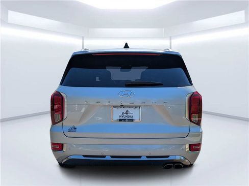 Certified 2022 Hyundai Palisade Calligraphy FWD image 4