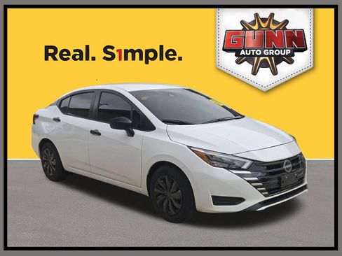 Used 2025 Nissan Versa S w/ Trunk Package FWD image 1