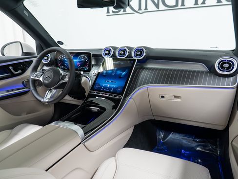New 2026 Mercedes-Benz GLC 300 4MATIC image 14
