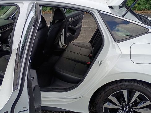 Used 2023 Honda Civic EX-L image 13