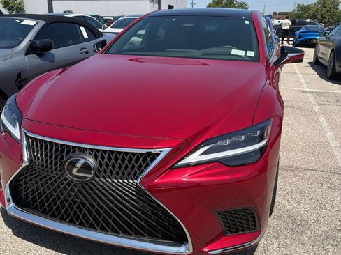 Used 2024 Lexus LS 500 AWD w/ Luxury Package image 1