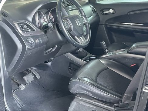 Used 2019 Dodge Journey Crossroad w/ Nav & Sun Group image 18