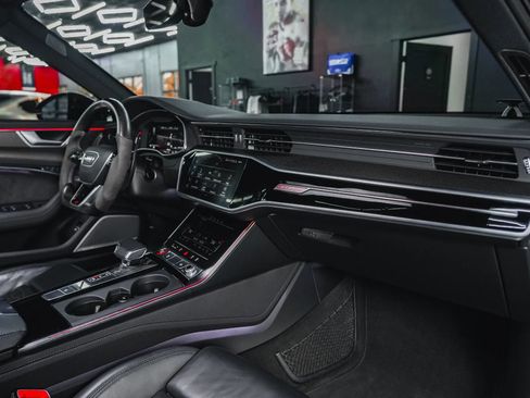 Used 2022 Audi RS 6 AWD/4WD image 58