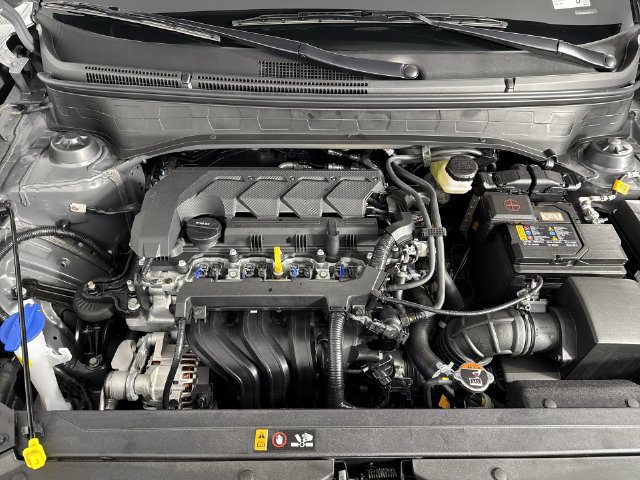 Used 2025 Hyundai Venue SEL FWD image 48