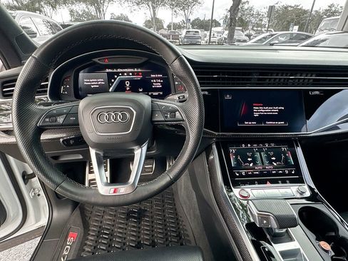 Used 2022 Audi SQ7 Prestige w/ Prestige Package AWD/4WD image 12