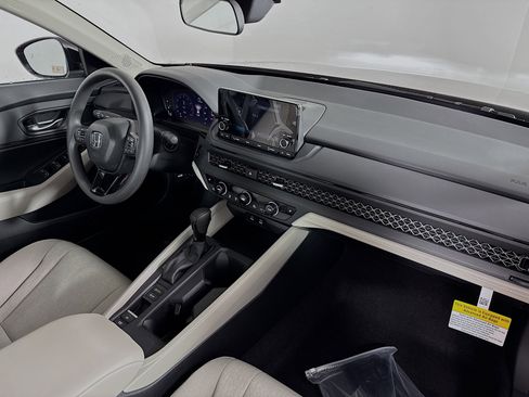 New 2025 Honda Accord SE image 35