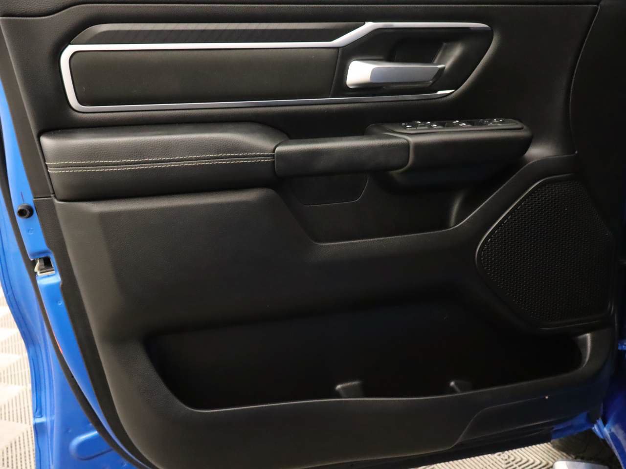 Used 2025 RAM 1500 Big Horn AWD/4WD image 17