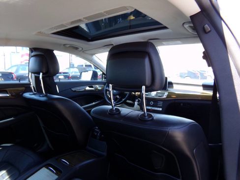 Used 2015 Mercedes-Benz CLS 400 image 23