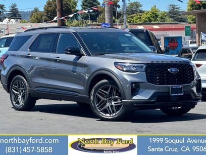 New 2025 Ford Explorer ST-Line w/ ST-Line Street Pack